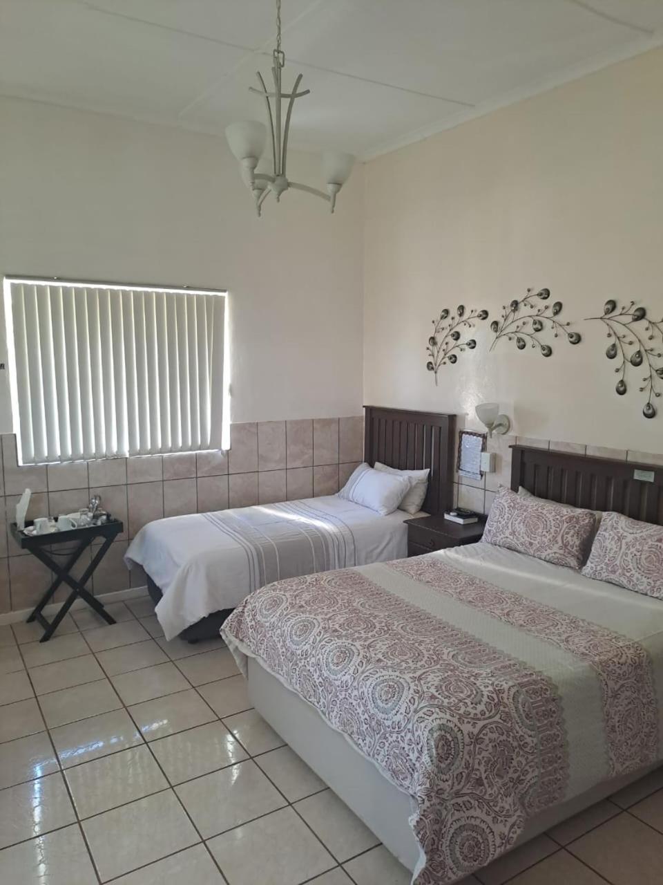 Breaking Dawn Bed & Breakfast Noupoort Ngoại thất bức ảnh