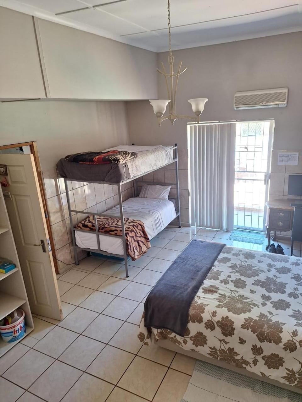 Breaking Dawn Bed & Breakfast Noupoort Ngoại thất bức ảnh